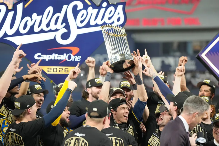 Brewers beat Rays 4-1 in Game 5 to win first World Series title in franchise history